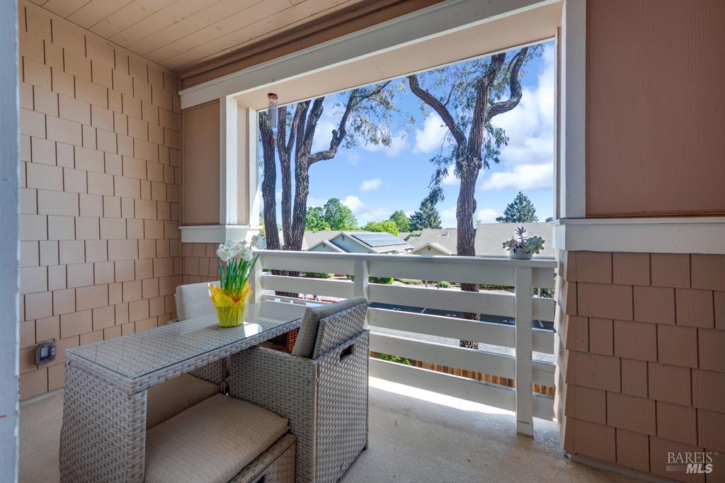 218 Johnson Street Windsor CA 95492