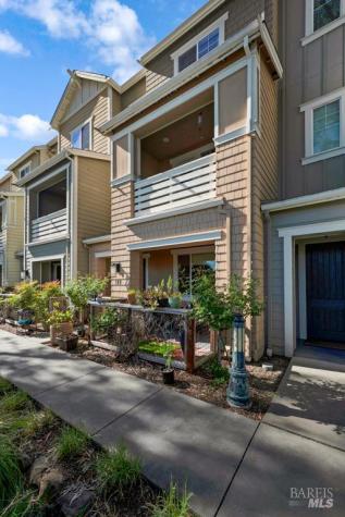 218 Johnson Street Windsor CA 95492