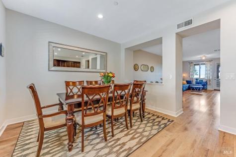 218 Johnson Street Windsor CA 95492