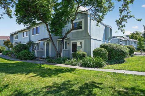 526 Loleta Lane Novato CA 94947