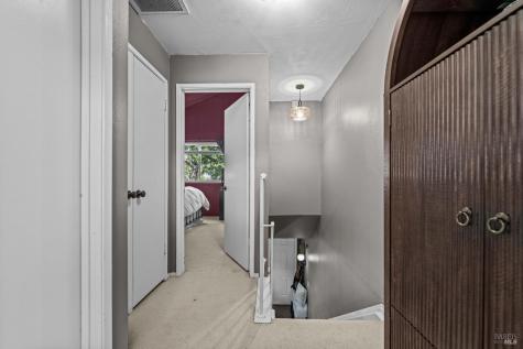 526 Loleta Lane Novato CA 94947