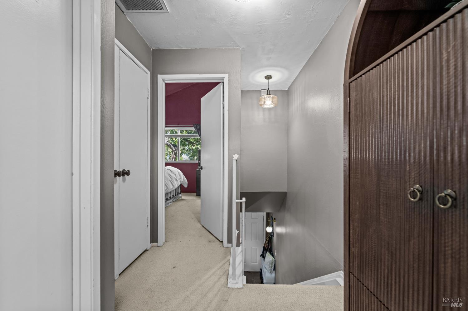 526 Loleta Lane Novato CA 94947