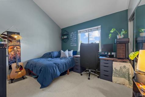 526 Loleta Lane Novato CA 94947