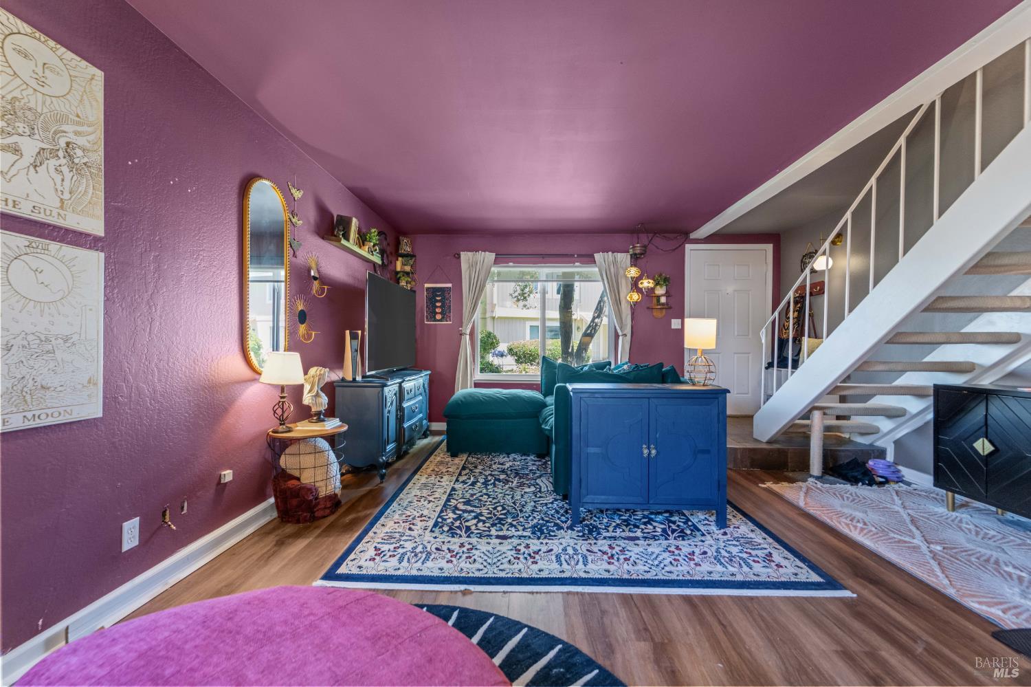 526 Loleta Lane Novato CA 94947