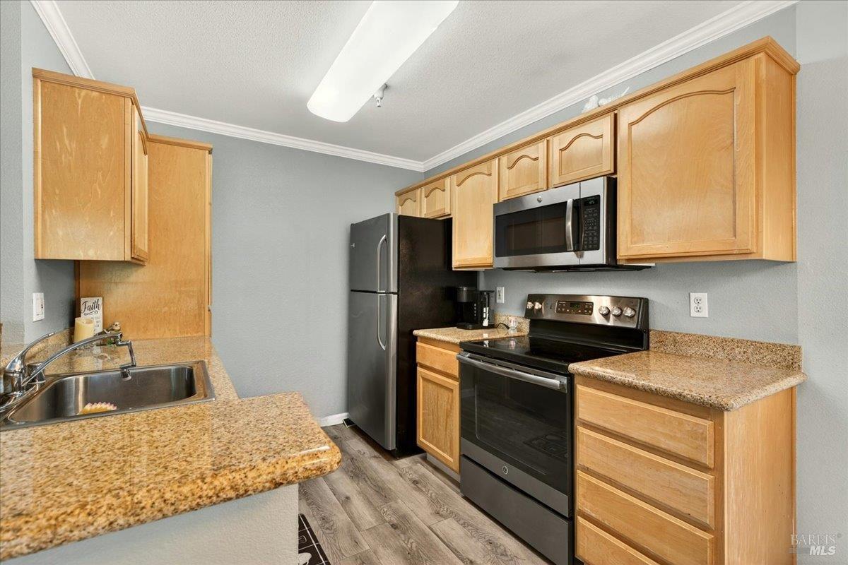 2001 Eastwood Drive Vacaville CA 95687