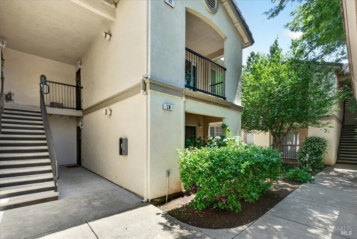 2001 Eastwood Drive Vacaville CA 95687