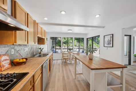 8 Sage Grouse Road Novato CA 94949
