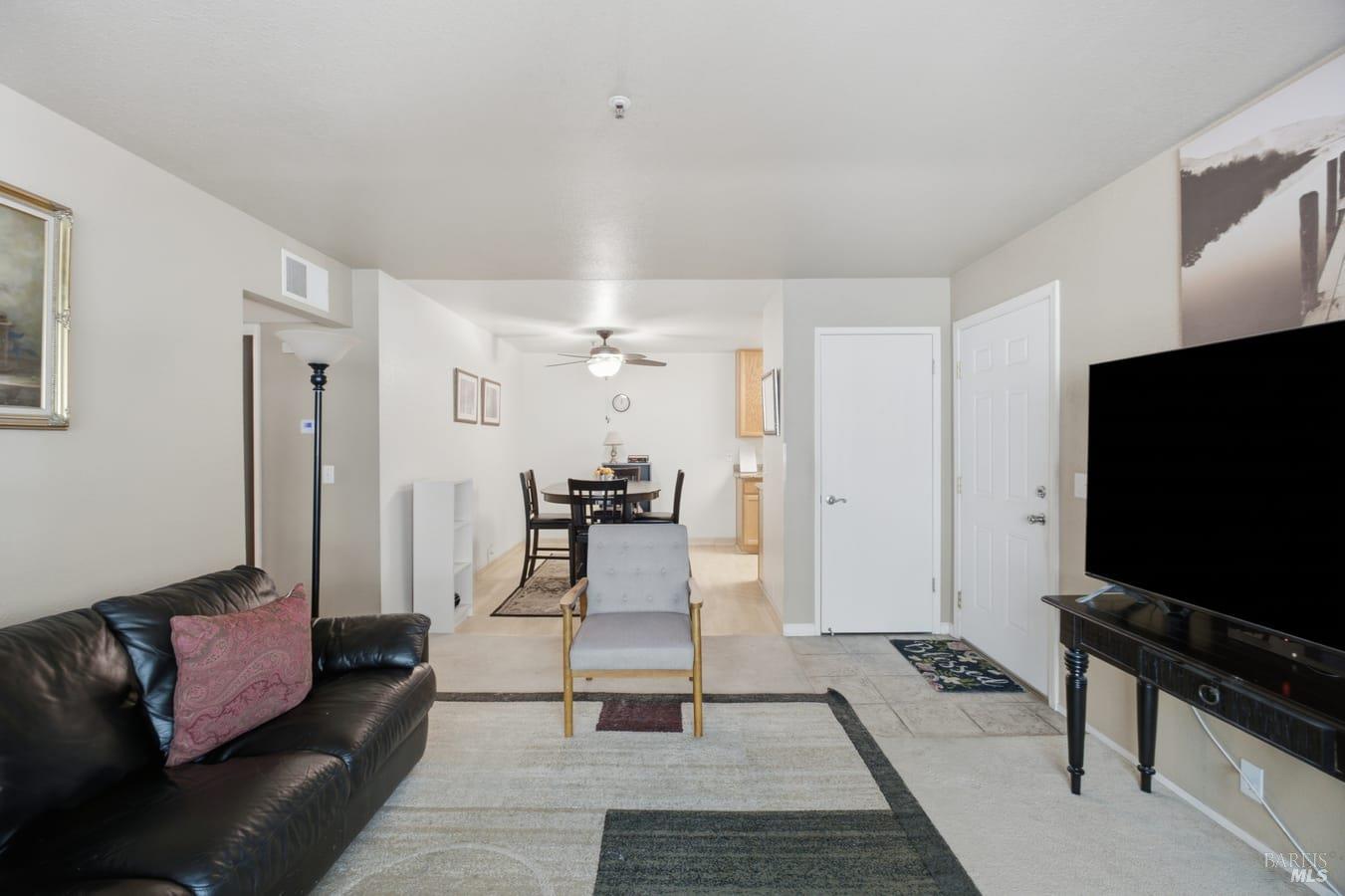686 Arcadia Drive Vacaville CA 95687