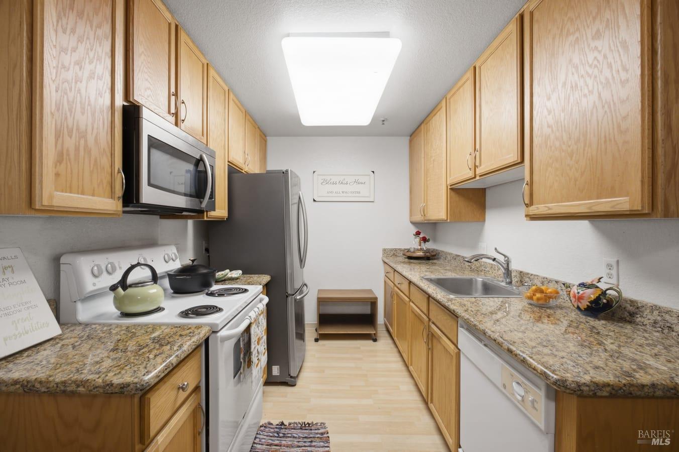 686 Arcadia Drive Vacaville CA 95687