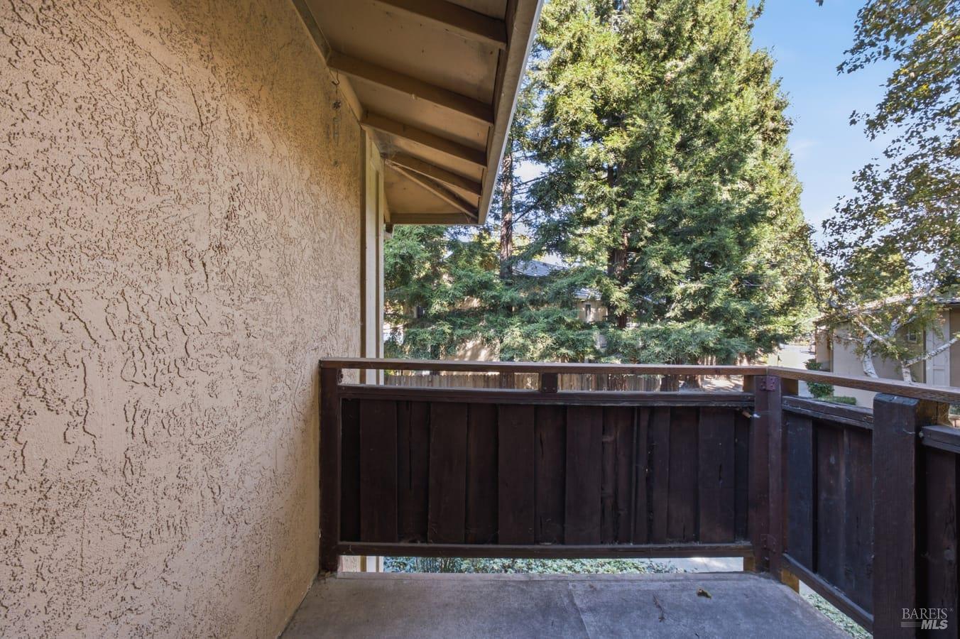 686 Arcadia Drive Vacaville CA 95687