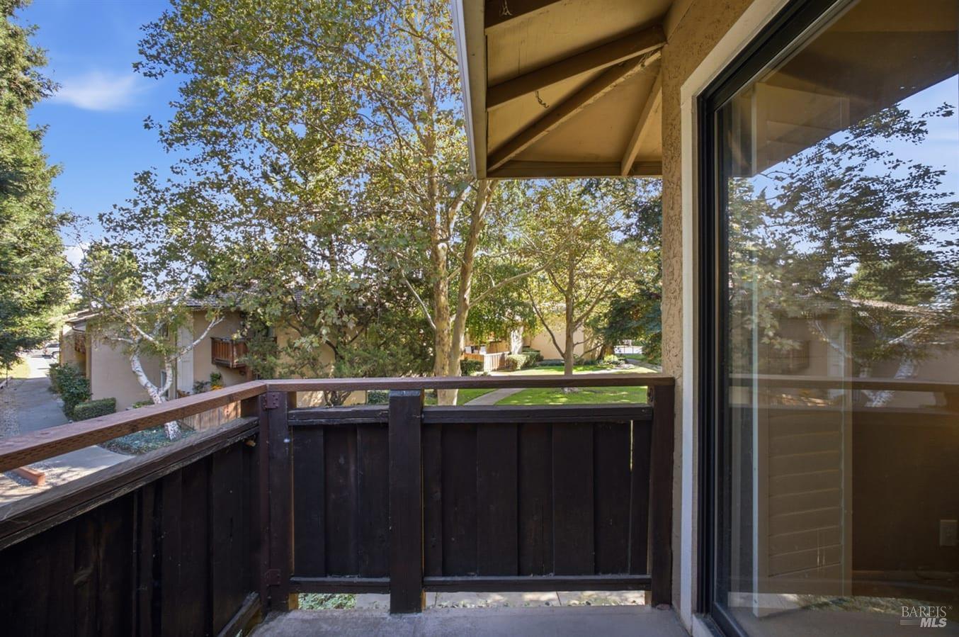 686 Arcadia Drive Vacaville CA 95687