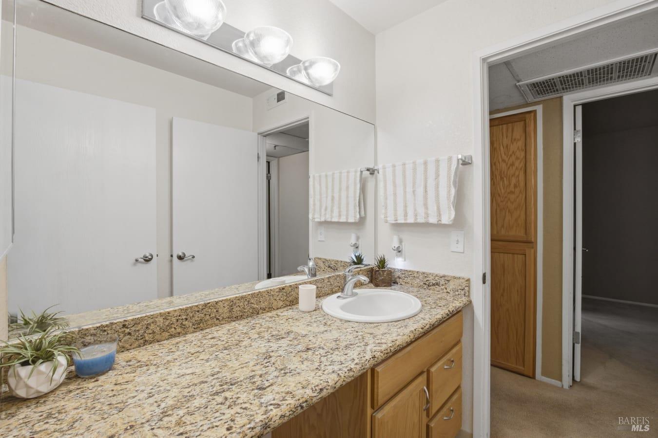 686 Arcadia Drive Vacaville CA 95687