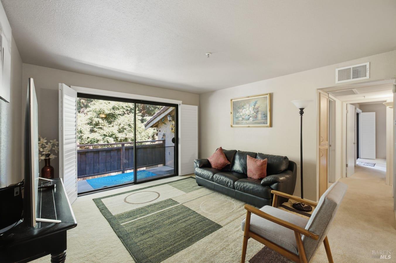 686 Arcadia Drive Vacaville CA 95687