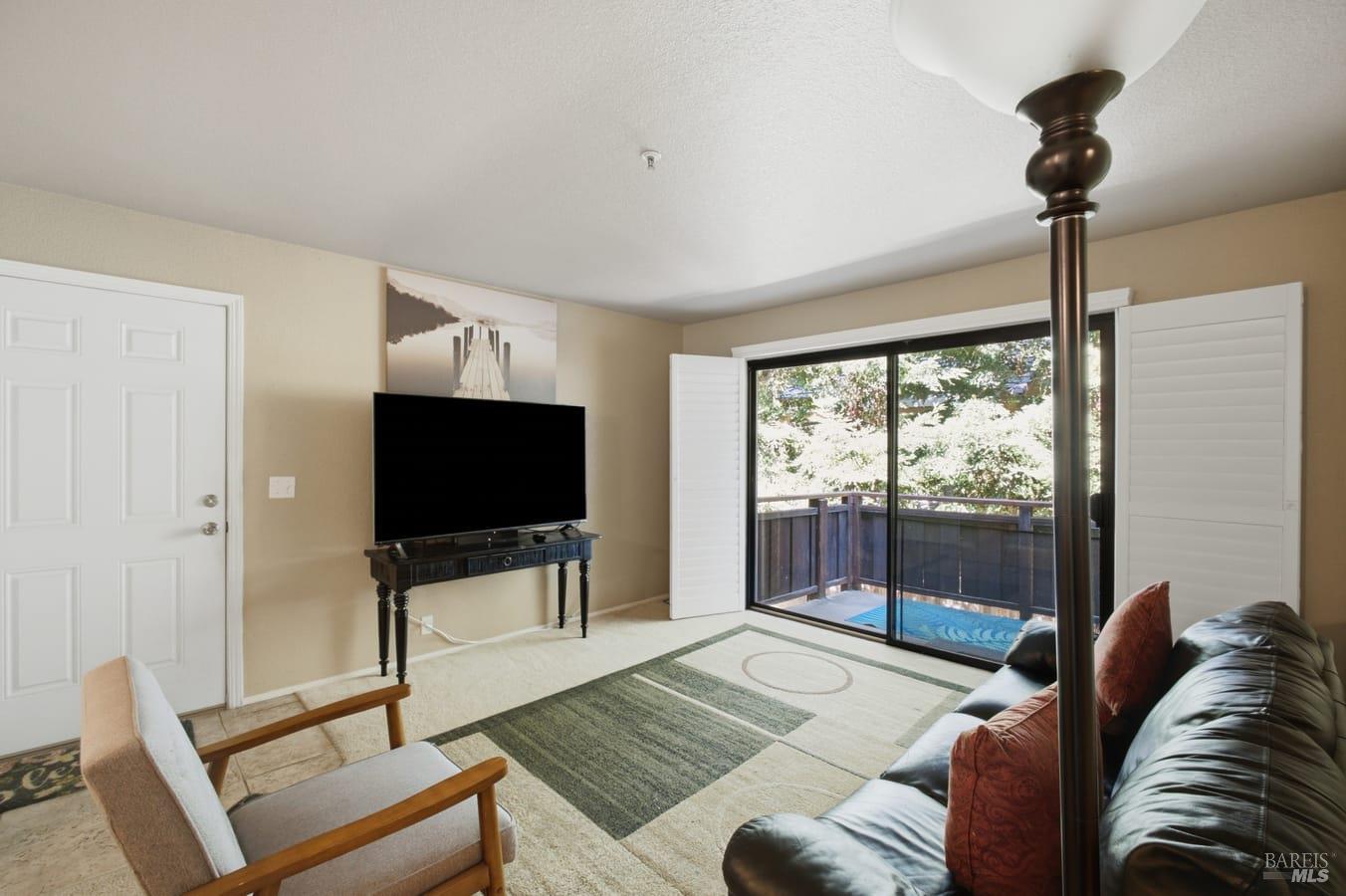 686 Arcadia Drive Vacaville CA 95687