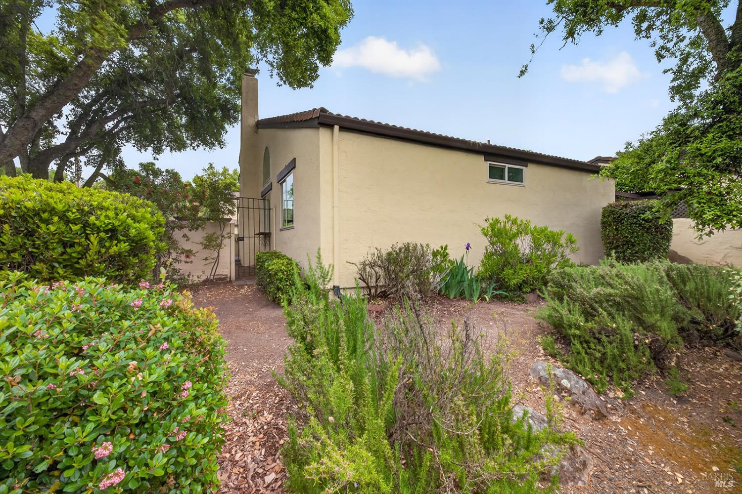 820 Adobe Drive Santa Rosa CA 95404