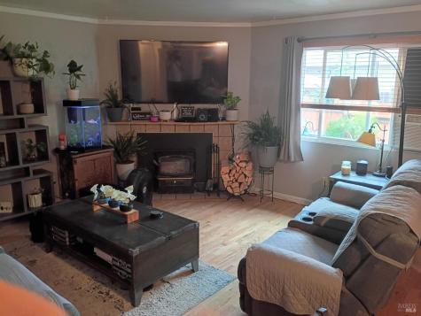743 Agnew Place Santa Rosa CA 95401