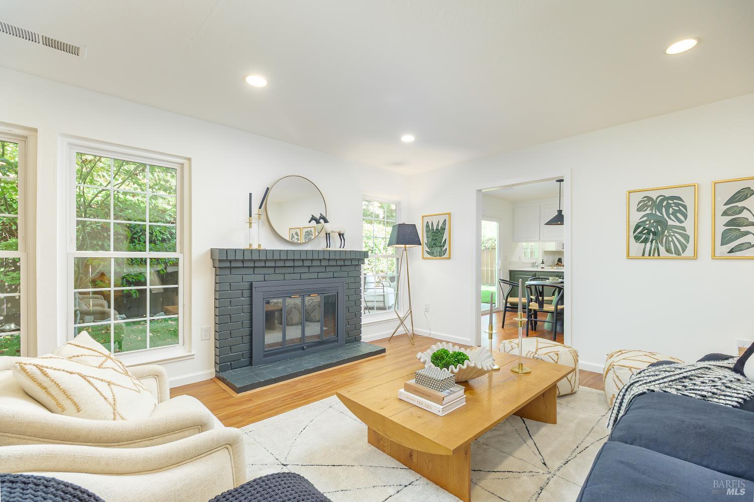 1711 Grand Avenue San Rafael CA 94901