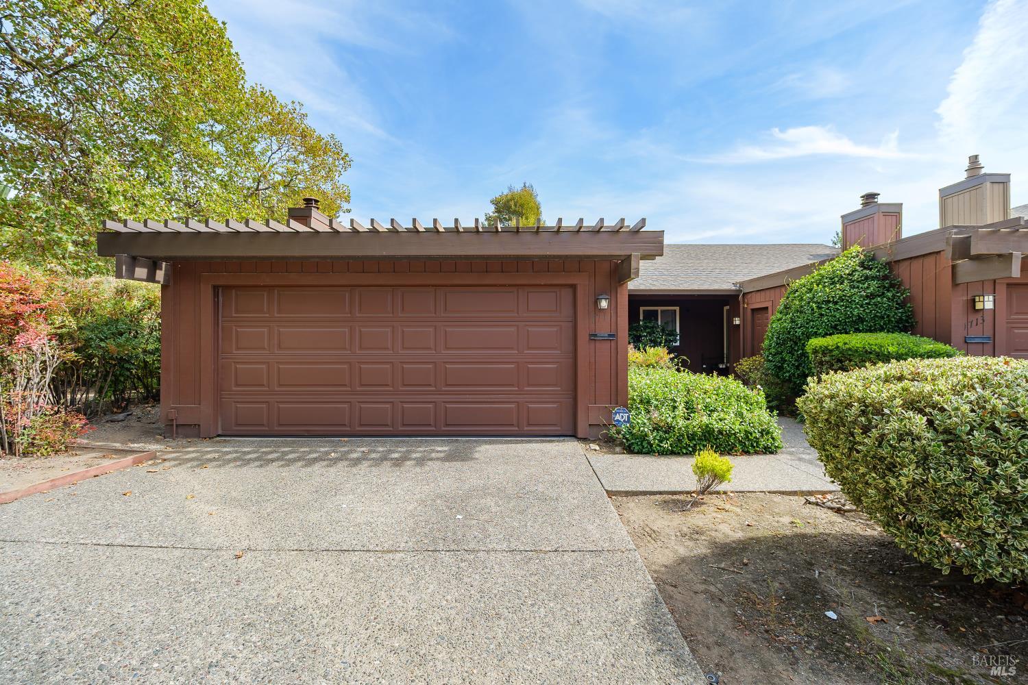 1711 Grand Avenue San Rafael CA 94901