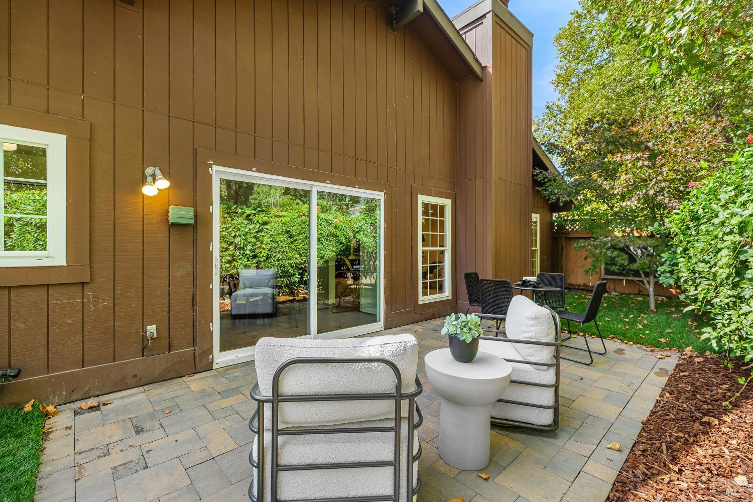 1711 Grand Avenue San Rafael CA 94901