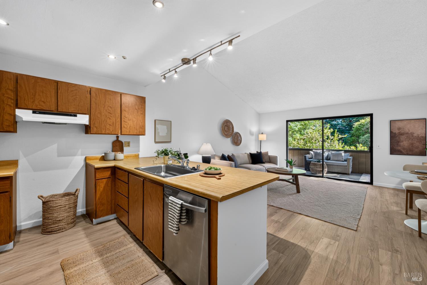 31 Arbor Street Cotati CA 94931