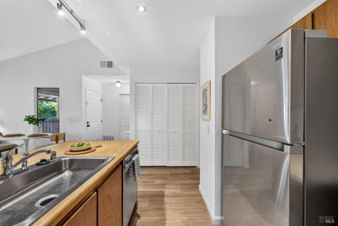 31 Arbor Street Cotati CA 94931