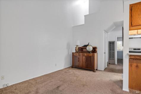 106 Courtyards E Windsor CA 95492