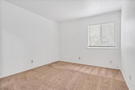 106 Courtyards E Windsor CA 95492