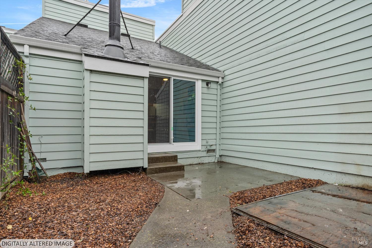 106 Courtyards E Windsor CA 95492
