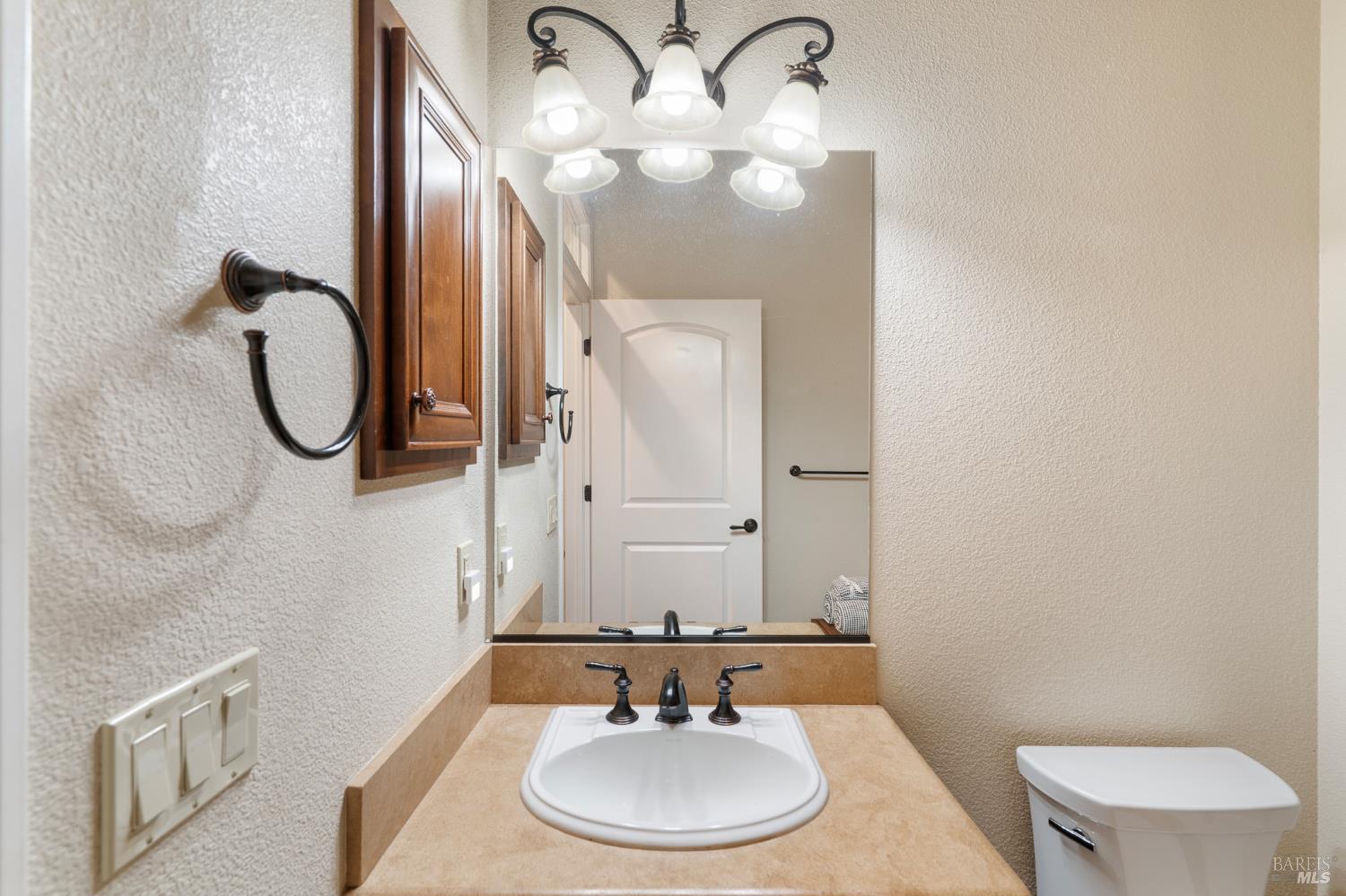 1207 Symphony Way Vallejo CA 94591