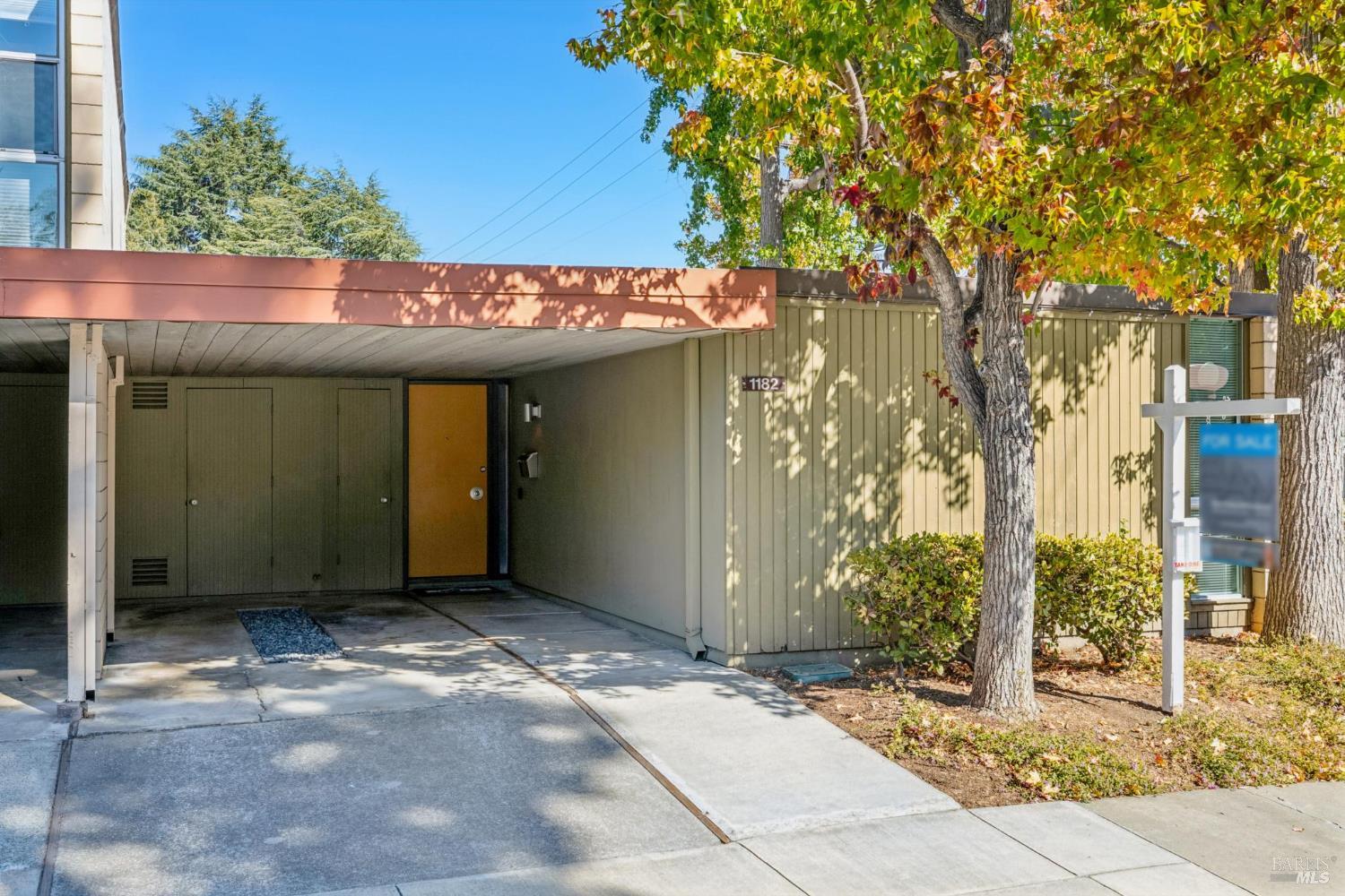 1182 Pomeroy Avenue Santa Clara CA 95051
