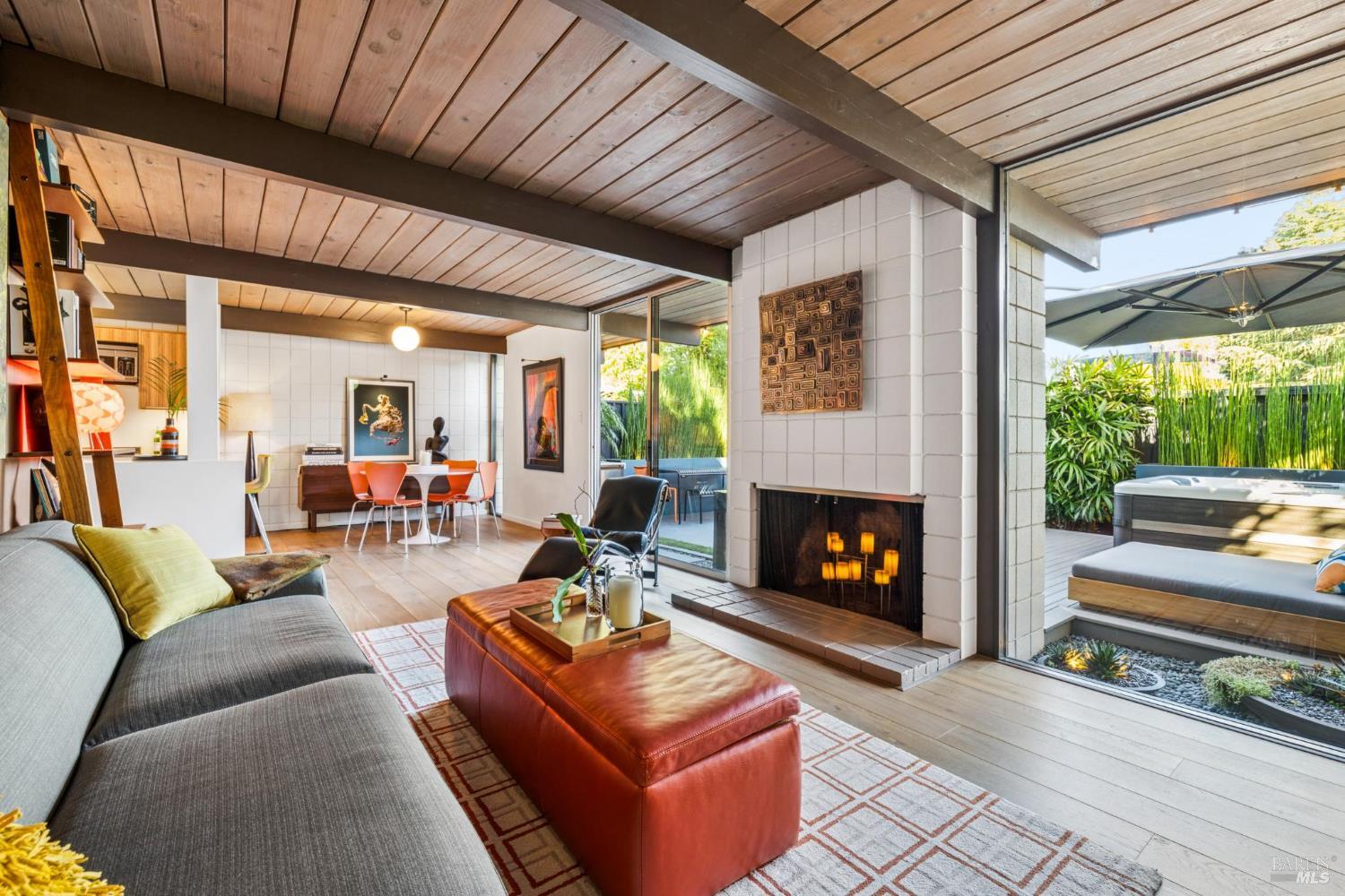 1182 Pomeroy Avenue Santa Clara CA 95051