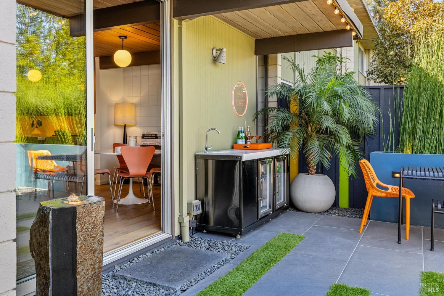 1182 Pomeroy Avenue Santa Clara CA 95051