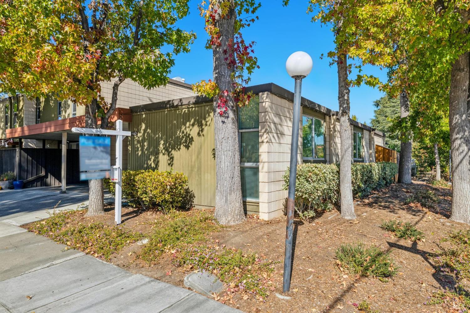 1182 Pomeroy Avenue Santa Clara CA 95051