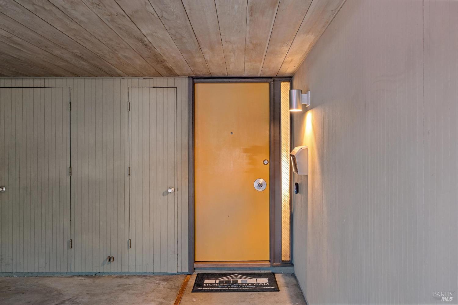 1182 Pomeroy Avenue Santa Clara CA 95051