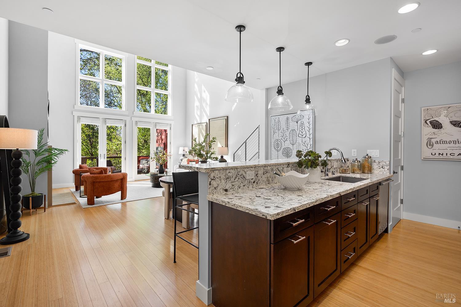 516 Grove Street Healdsburg CA 95448