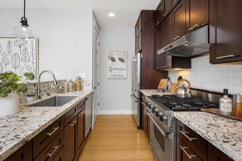 516 Grove Street Healdsburg CA 95448