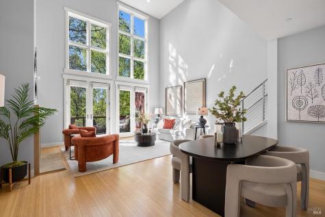 516 Grove Street Healdsburg CA 95448
