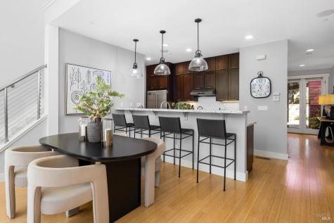 516 Grove Street Healdsburg CA 95448
