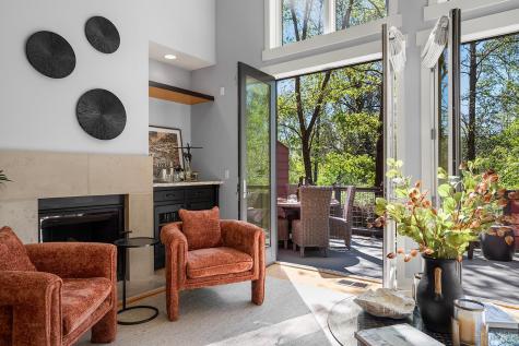 516 Grove Street Healdsburg CA 95448