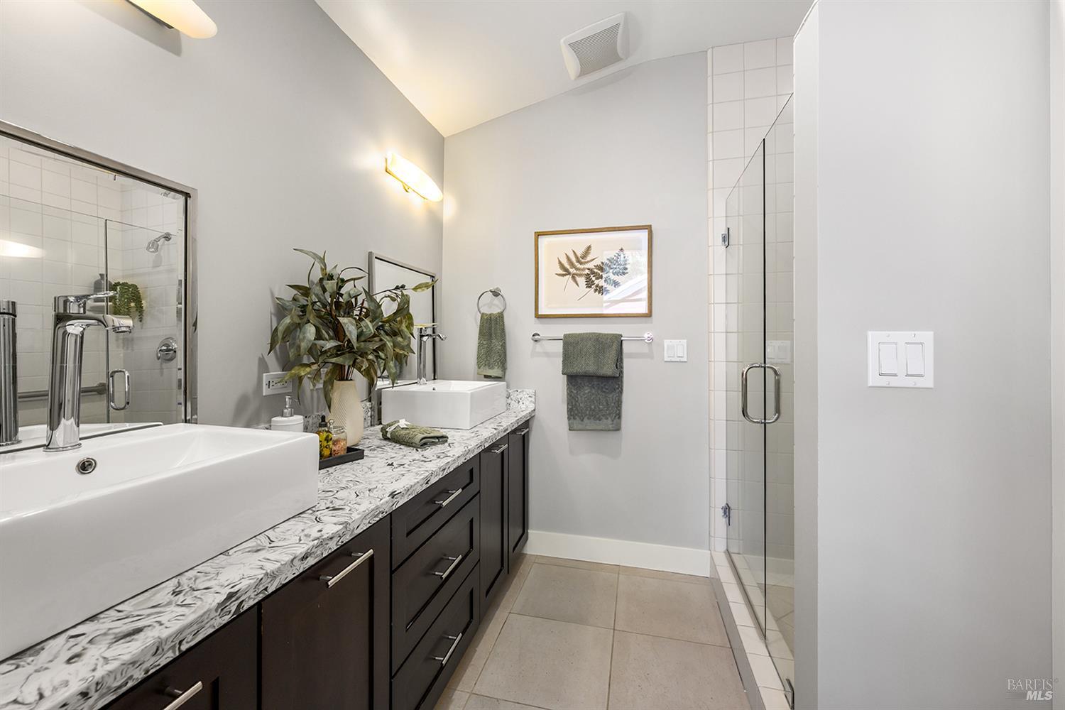 516 Grove Street Healdsburg CA 95448