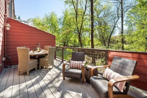 516 Grove Street Healdsburg CA 95448