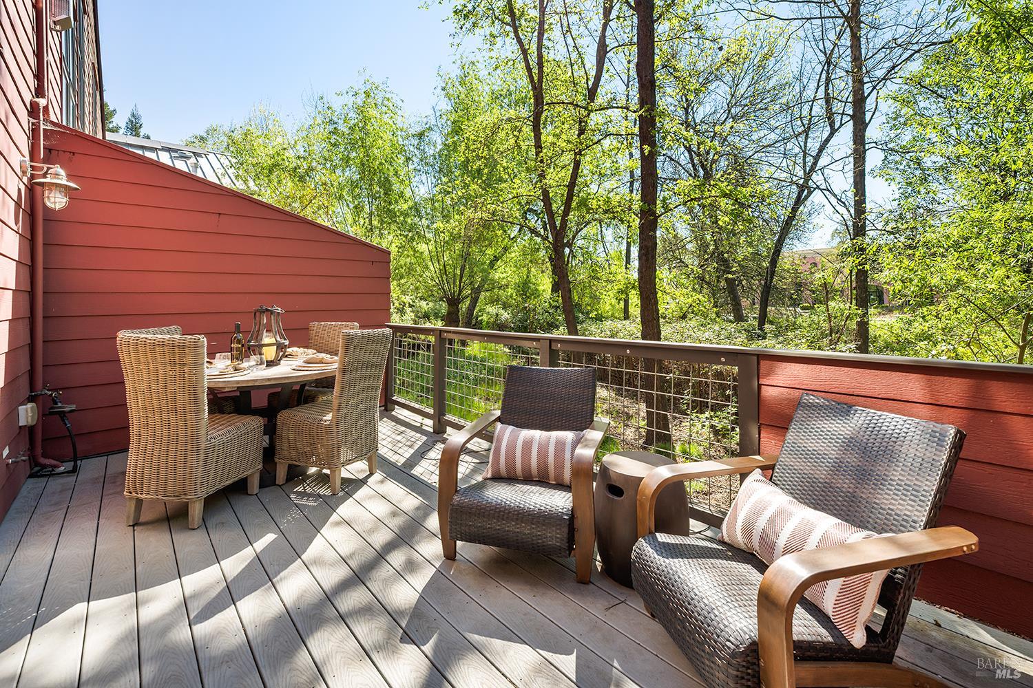 516 Grove Street Healdsburg CA 95448