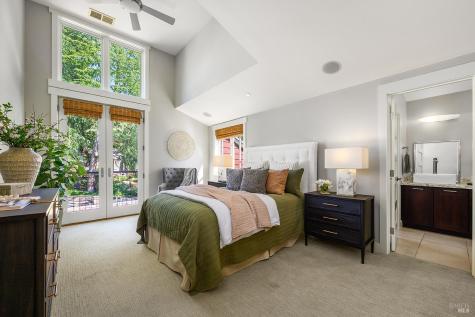 516 Grove Street Healdsburg CA 95448
