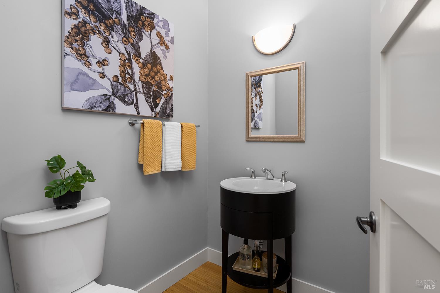 516 Grove Street Healdsburg CA 95448