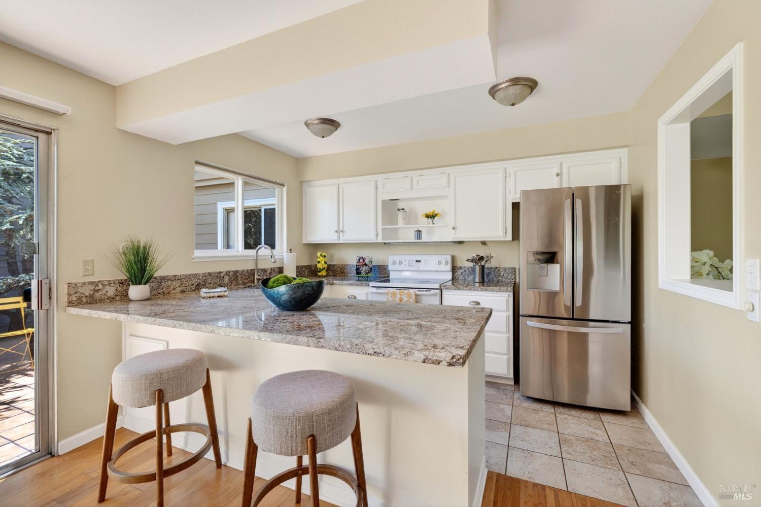 2221 Knolls Drive Santa Rosa CA 95405