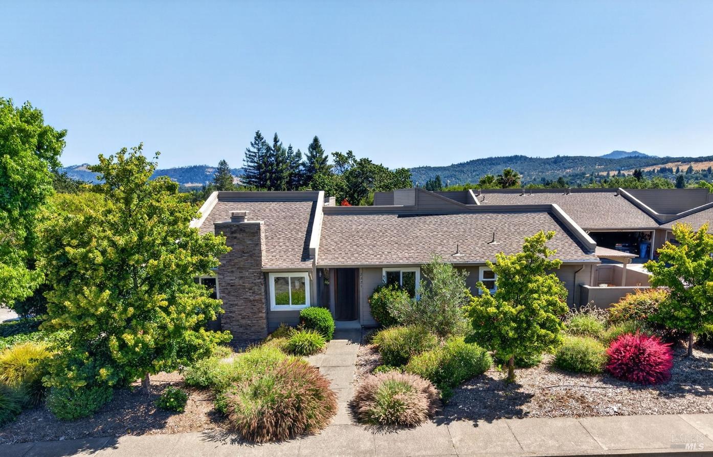 2221 Knolls Drive Santa Rosa CA 95405