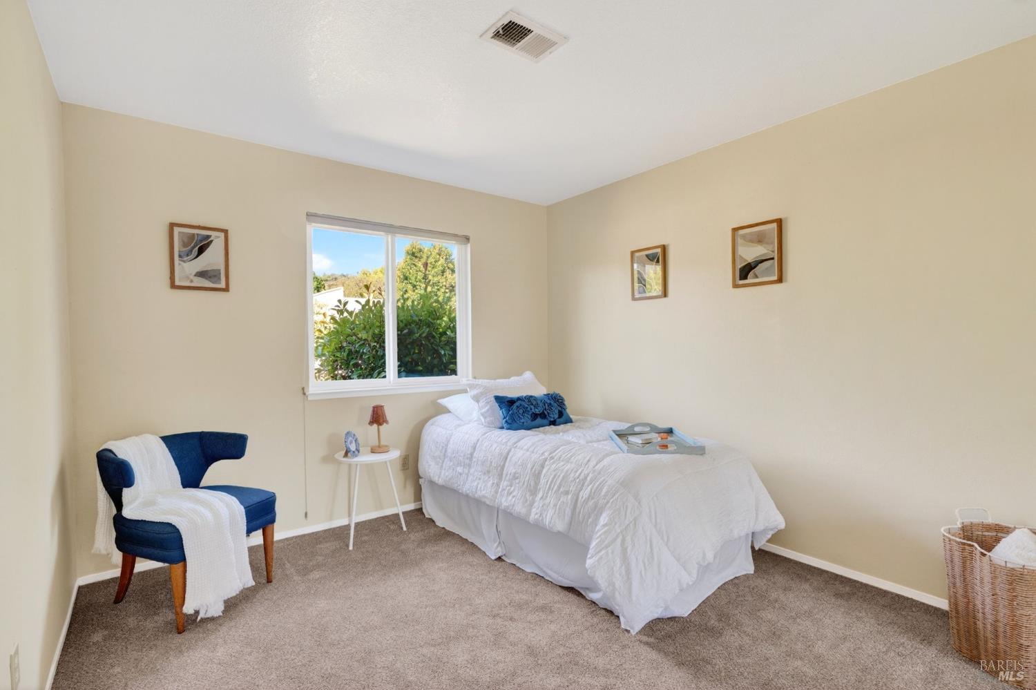 2221 Knolls Drive Santa Rosa CA 95405