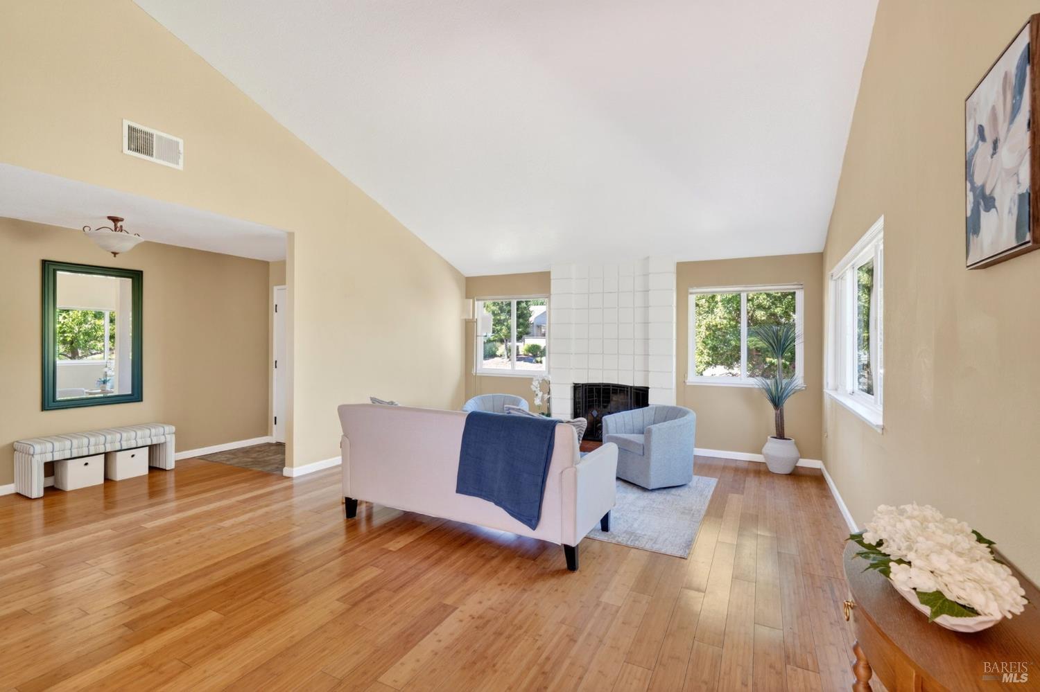 2221 Knolls Drive Santa Rosa CA 95405