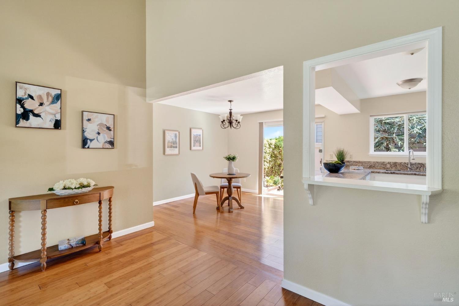 2221 Knolls Drive Santa Rosa CA 95405
