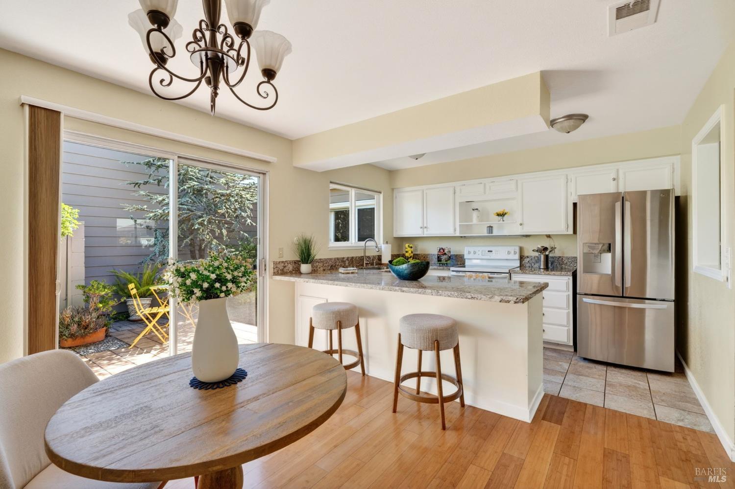 2221 Knolls Drive Santa Rosa CA 95405
